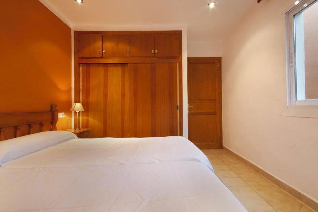 Pinos Altos Apartments Cala San Vicente  Exterior photo